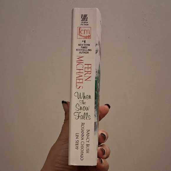 When the Snow Falls by Fern Michaels - Picture 3 of 3